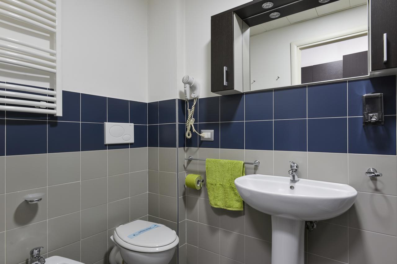 Cx Rome Student Place Чампино Екстериор снимка