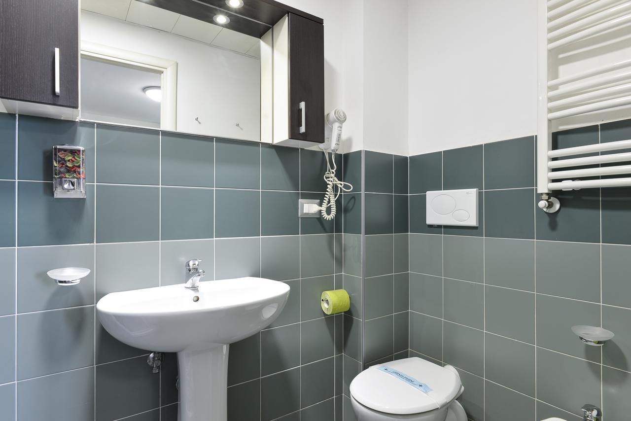 Cx Rome Student Place Чампино Екстериор снимка